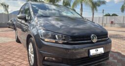 Volkswagen Touran 1.6 tdi Highline 115CV dsg 7p Uff Italy Navi Clima