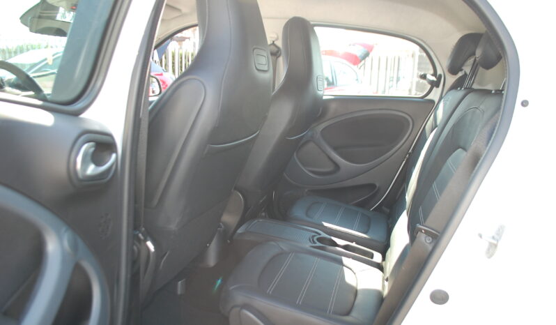 smart forFour 900 t Prime 90cv Twinamic Pelle Navi USB Led pieno