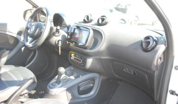 smart forFour 900 t Prime 90cv Twinamic Pelle Navi USB Led pieno