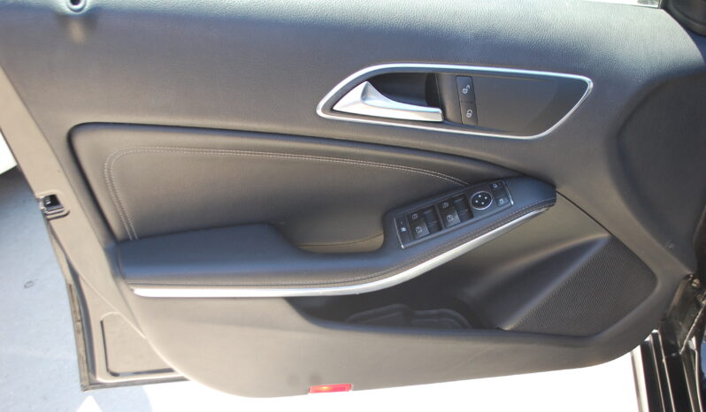Mercedes-Benz A 180 d 1.5 DCI 110CV Sport pieno