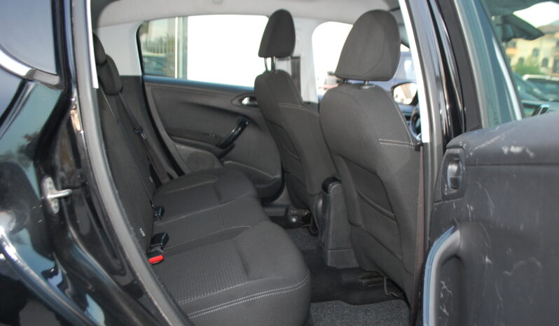 Peugeot 208 5p 1.2 Puretech Allure gpl 82CV Uff Italy Led USB pieno