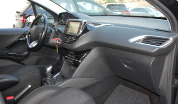 Peugeot 208 5p 1.2 Puretech Allure gpl 82CV Uff Italy Led USB pieno
