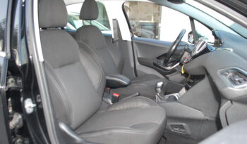Peugeot 208 5p 1.2 Puretech Allure gpl 82CV Uff Italy Led USB pieno