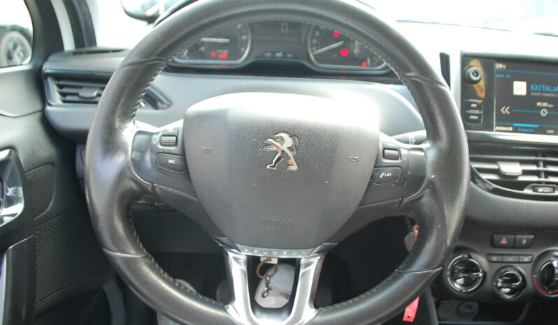 Peugeot 208 5p 1.2 puretech Active gpl 82CV Uff Italy USB pieno