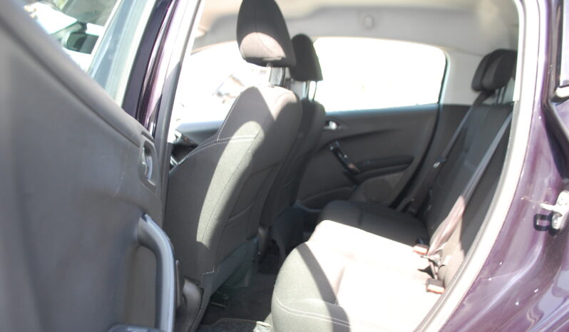 Peugeot 208 5p 1.2 puretech Allure Gpl 82CV Uff Italy Navi USB pieno
