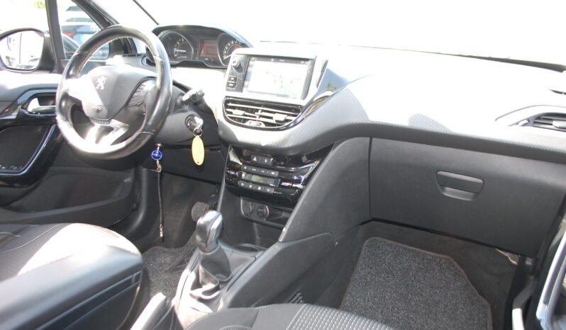 Peugeot 208 5p 1.2 puretech Allure Gpl 82CV Uff Italy Navi USB pieno