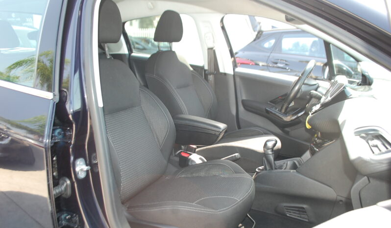 Peugeot 208 5p 1.2 puretech Allure Gpl 82CV Uff Italy Navi USB pieno