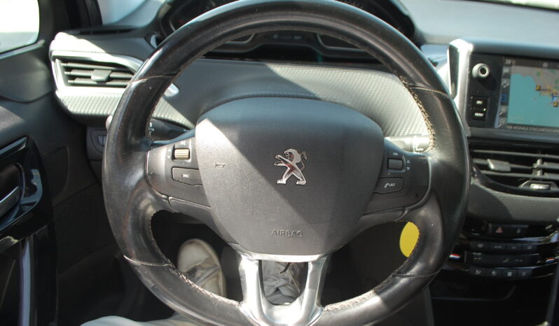 Peugeot 208 5p 1.2 puretech Allure Gpl 82CV Uff Italy Navi USB pieno