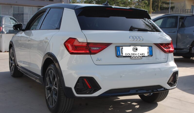 Audi A1 Citycarver 30 1.0 tfsi 116CV Identity Contrast S-Tronic pieno
