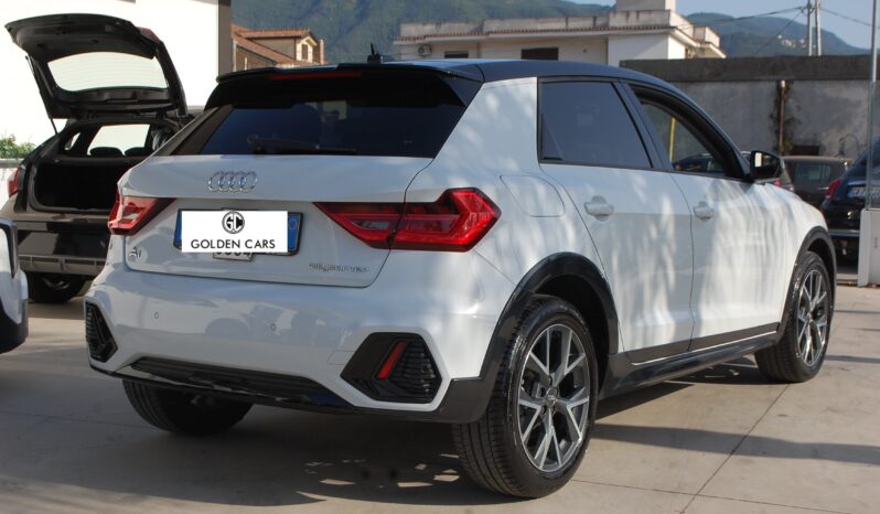 Audi A1 Citycarver 30 1.0 tfsi 116CV Identity Contrast S-Tronic pieno