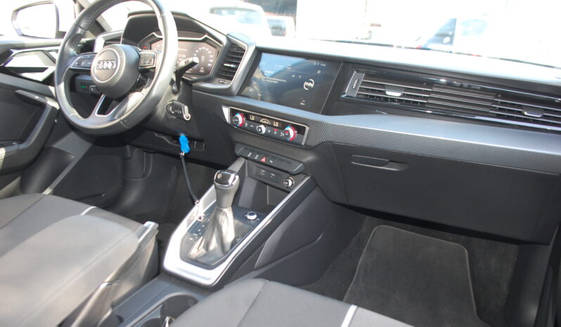 Audi A1 Citycarver 30 1.0 tfsi 116CV Identity Contrast S-Tronic pieno