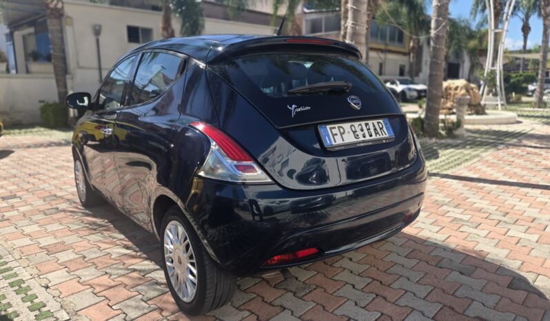 Lancia Ypsilon 1.2 Gold 69CV Uff Italy USB Clima Bluetooth pieno
