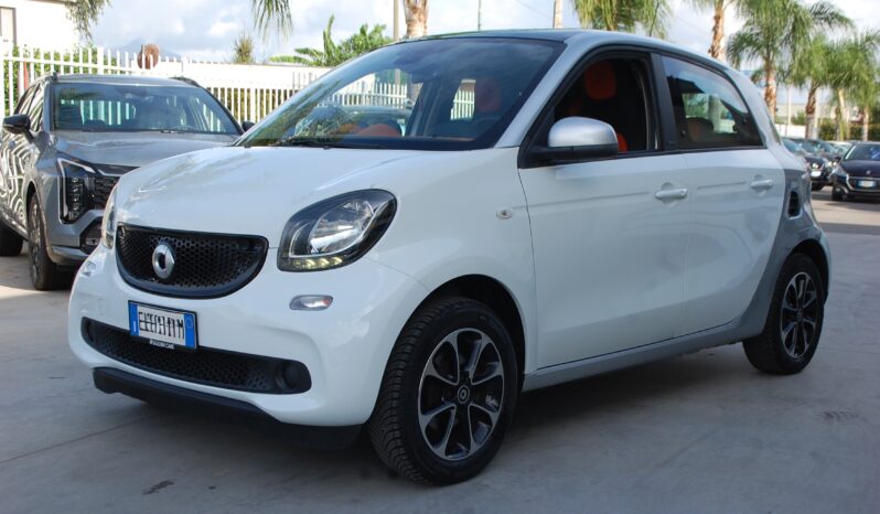 smart forFour 1.0 Passion 71CV Uff Italy Tetto Lega Led USB pieno