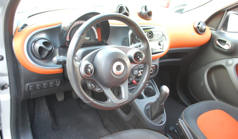 smart forFour 1.0 Passion 71CV Uff Italy Tetto Lega Led USB pieno