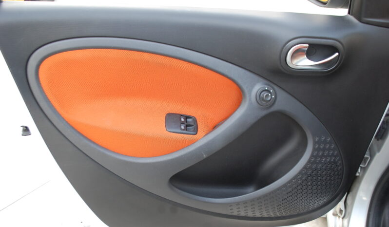 smart forFour 1.0 Passion 71CV Uff Italy Tetto Lega Led USB pieno