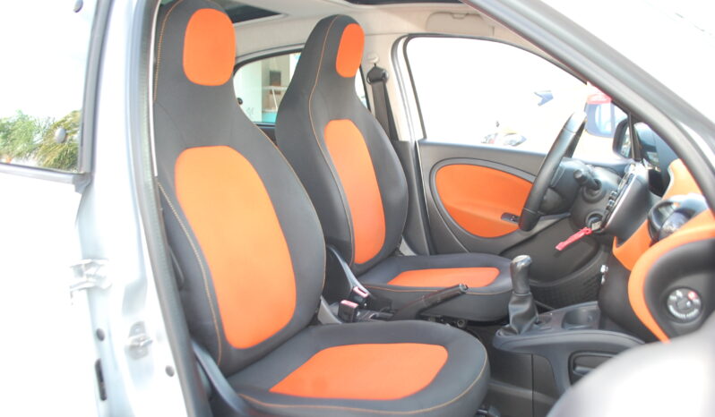 smart forFour 1.0 Passion 71CV Uff Italy Tetto Lega Led USB pieno