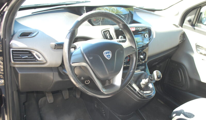 Lancia Ypsilon 1.2 gpl 69CV Ecochic Uff. Italy pieno