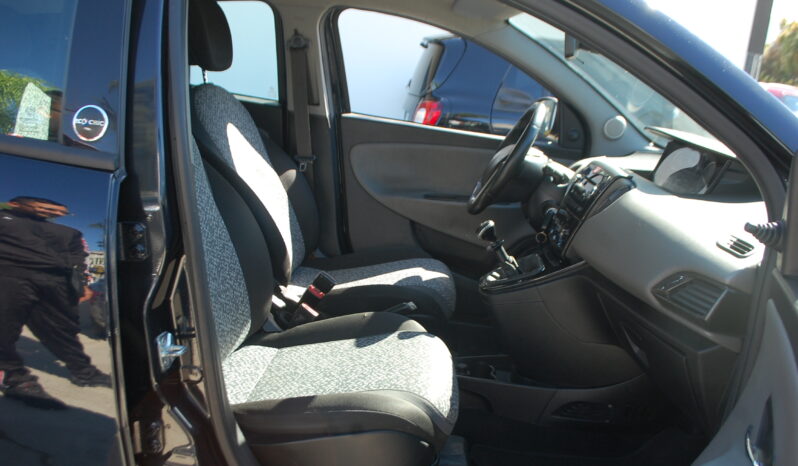 Lancia Ypsilon 1.2 gpl 69CV Ecochic Uff. Italy pieno