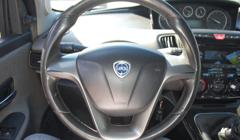 Lancia Ypsilon 1.2 gpl 69CV Ecochic Uff. Italy pieno