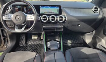 Mercedes-Benz GLA 180 d 1950 115CV Premium AMG auto Tetto Uff Italy Led USB pieno