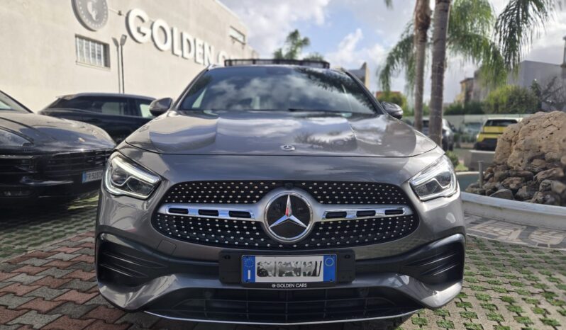 Mercedes-Benz GLA 180 d 1950 115CV Premium AMG auto Tetto Uff Italy Led USB pieno