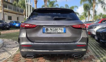 Mercedes-Benz GLA 180 d 1950 115CV Premium AMG auto Tetto Uff Italy Led USB pieno