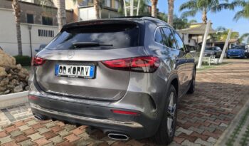 Mercedes-Benz GLA 180 d 1950 115CV Premium AMG auto Tetto Uff Italy Led USB pieno