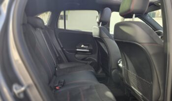 Mercedes-Benz GLA 180 d 1950 115CV Premium AMG auto Tetto Uff Italy Led USB pieno