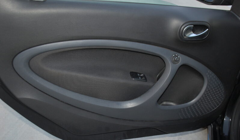 smart forTwo EQ Brabus Style my19 Uff Italy Lega Tetto Led pieno