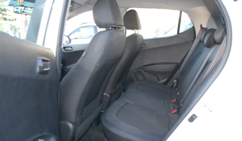 Hyundai i10 1.0 Bz 67CV Comfort Uff Italy Led USB Clima pieno
