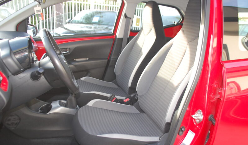 Toyota Aygo Connect 5p 1.0 x-cool 72CV Uff Italy App Lega USB Led pieno
